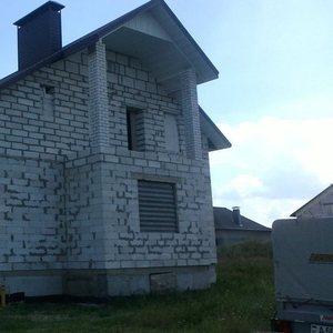Продам недостроенный двухэтажный дом г.Барановичи