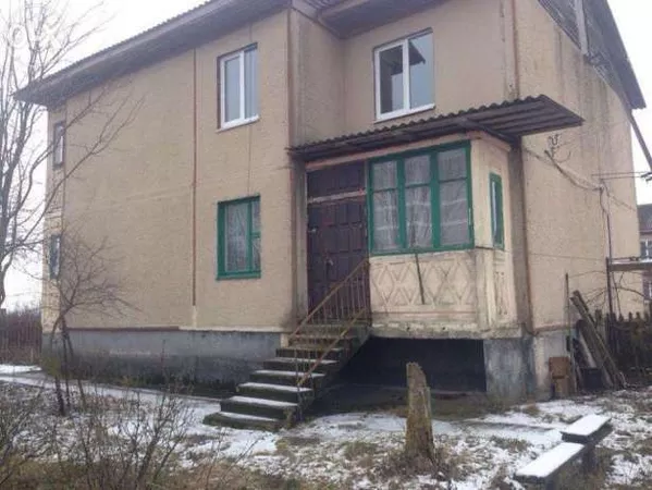 3-х комнатный большой дом находится в деревне Столовичи 