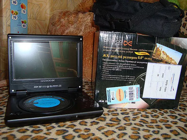 Продам портативный DVD-проигрыватель (плеер) DPC-8409PD от Daewoo,  нов